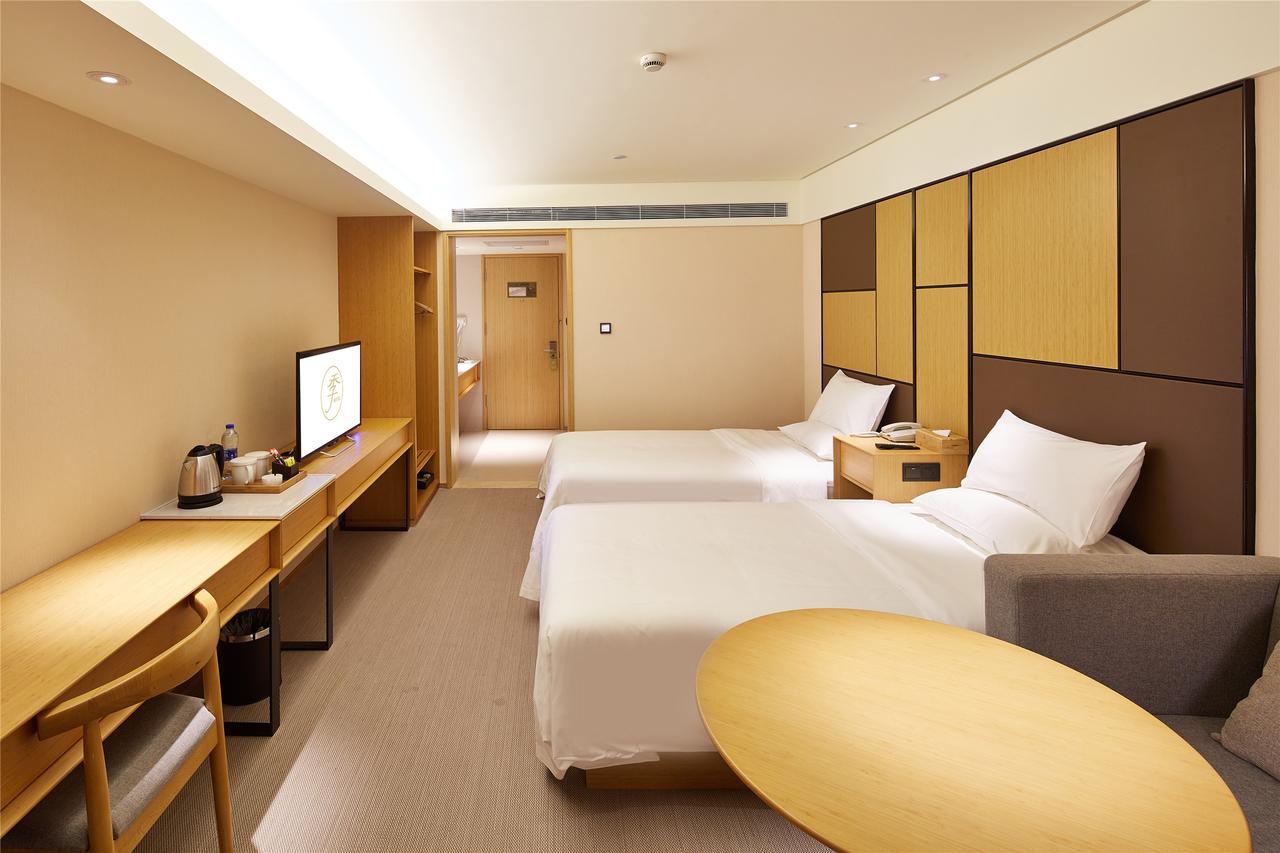 Ji Hotel Shanghai Guangda Liuzhou Road Exterior photo